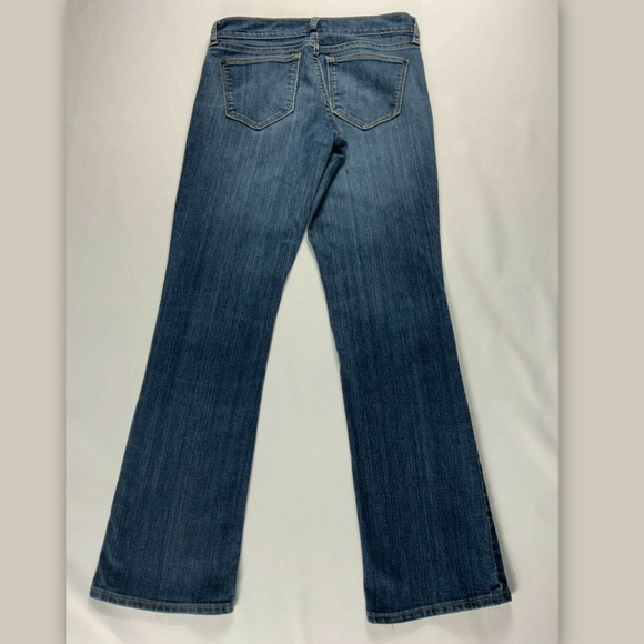 OLD NAVY *The Flirt* Size 2R Blue Denim Stretch Mid-Rise Boot Cut Comfy Jeans - Picture 5 of 6